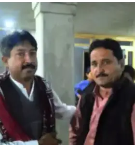 myk with mumtaz puting on ajrak